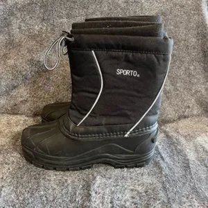 Sporto  ThermoLite  Winter Snow Boots Youth Boys Size 5 Black. JEFFREY-BB